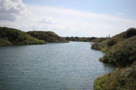 Baie a est del lago