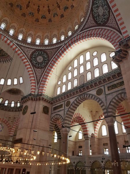 File:Süleymaniye Mosque 08.jpg