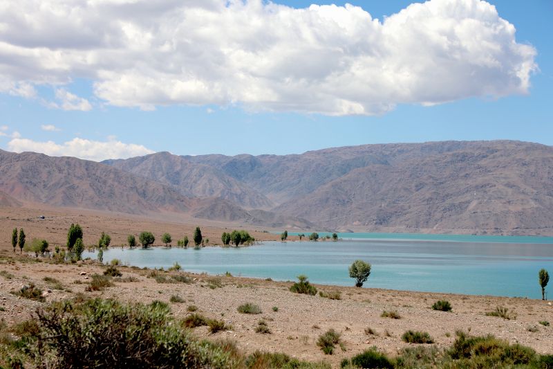 File:Orto-Tokoy Reservoir, Kyrgyzstan 3.jpg