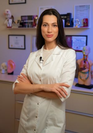 ZarifaRomanovaImg 02.jpg