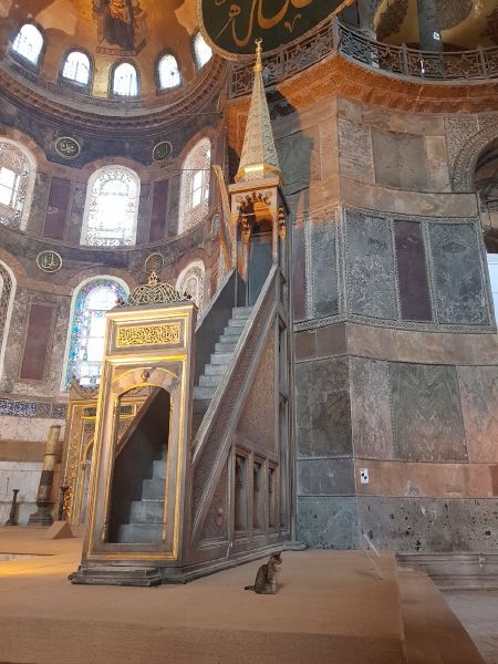 File:Hagia Sophia mosque in Istanbul 06.jpg