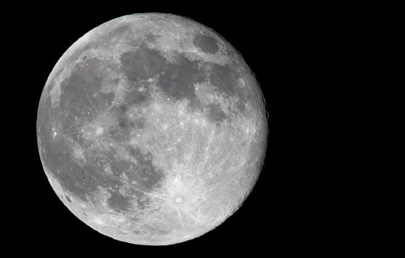File:Image of the Moon.jpg