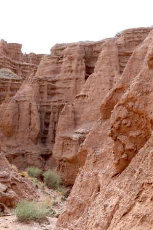 Kok-Moynok Canyons 03.jpg