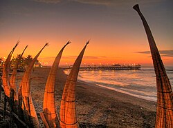 Caballitos de totora en Huanchaco