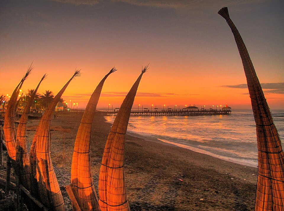 Файл:Huanchaco.jpg