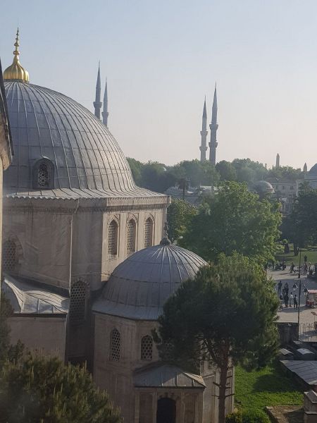 File:Hagia Sophia mosque in Istanbul 10.jpg