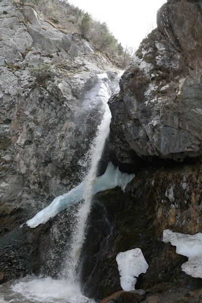 File:Аламединский водопад 3.jpg