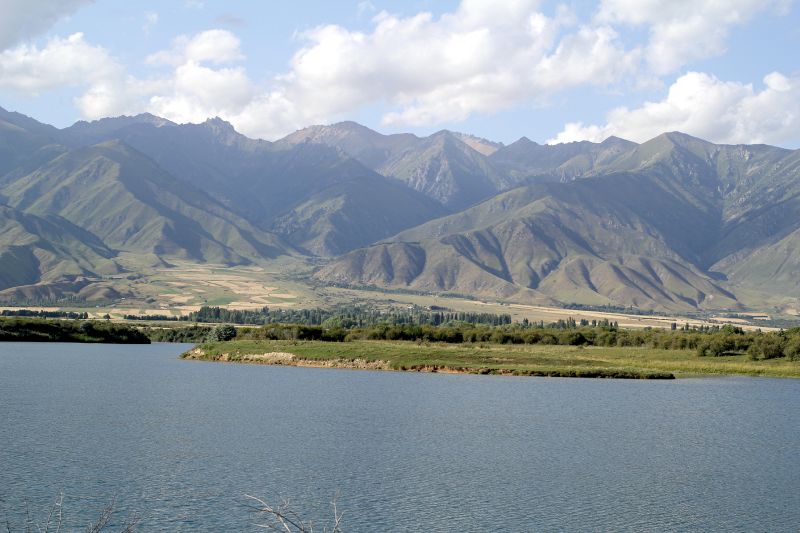 File:Восточный Иссык-Куль 02.jpg