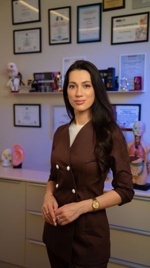 ZarifaRomanovaImg 01.jpg